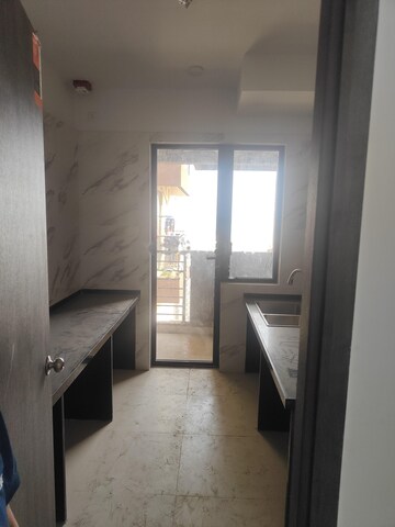 2 BHK Apartment For Rent in Risland The Icon, Dhokali