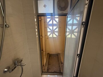 Building Lobby in 1.5 BHK Apartment at Hiranandani Fortune City, New Panvel – for Sale