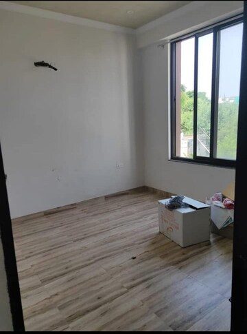 Room in 3 BHK Independent House at Khatipura – for Rent