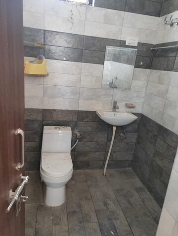 Bathroom in 3 BHK Independent House at Khatipura – for Rent