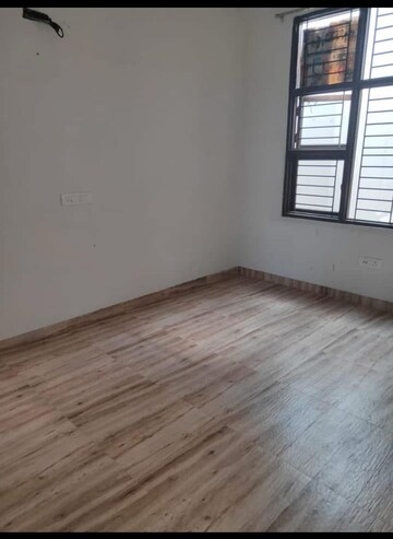 Room in 3 BHK Independent House at Khatipura – for Rent