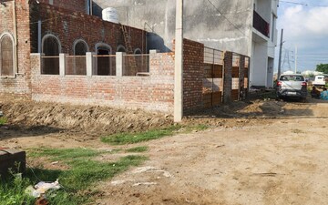 Plot For Sale in Sector 137
