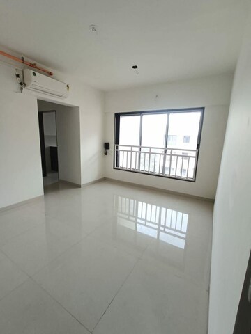 Room in 1 BHK Apartment at Tilak Nagar Building, Tilak Nagar – for Rent