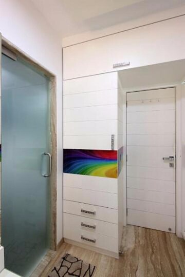 Bathroom in 4 BHK Apartment at Evershine Cosmic, Andheri West – for Rent