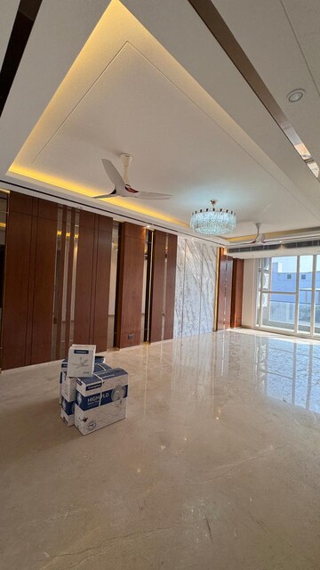 Living Room in 4 BHK Builder Floor at Ansal Sushant Lok I, Sector 43 – for Rent