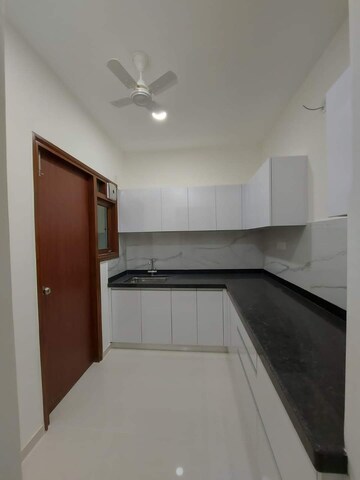 1 BHK Apartment For Rent in Amanora Ascent Towers, Hadapsar