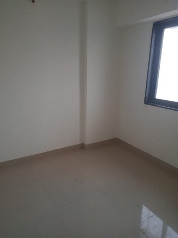 Room in 1 BHK Apartment at Mhada Sector R3, Goregaon West – for Rent