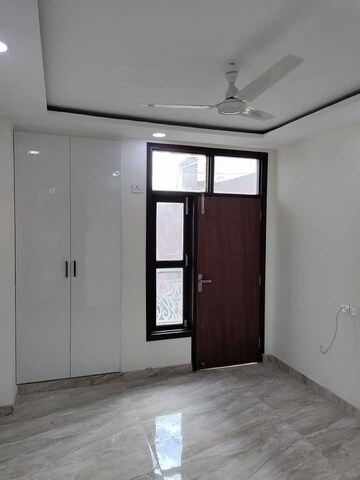 Room in 3 BHK Penthouse at ILD Greens, Sector 37c – for Sale
