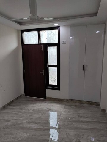 Room in 3 BHK Penthouse at ILD Greens, Sector 37c – for Sale