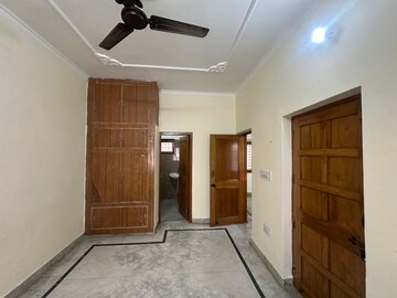 1.5 BHK Independent House For Rent in Gms Road