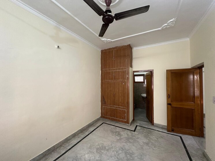 Room, gms road 1.5 Bedroom 800 Sq.Ft. Independent House In Gms Road Dehradun 8359958
