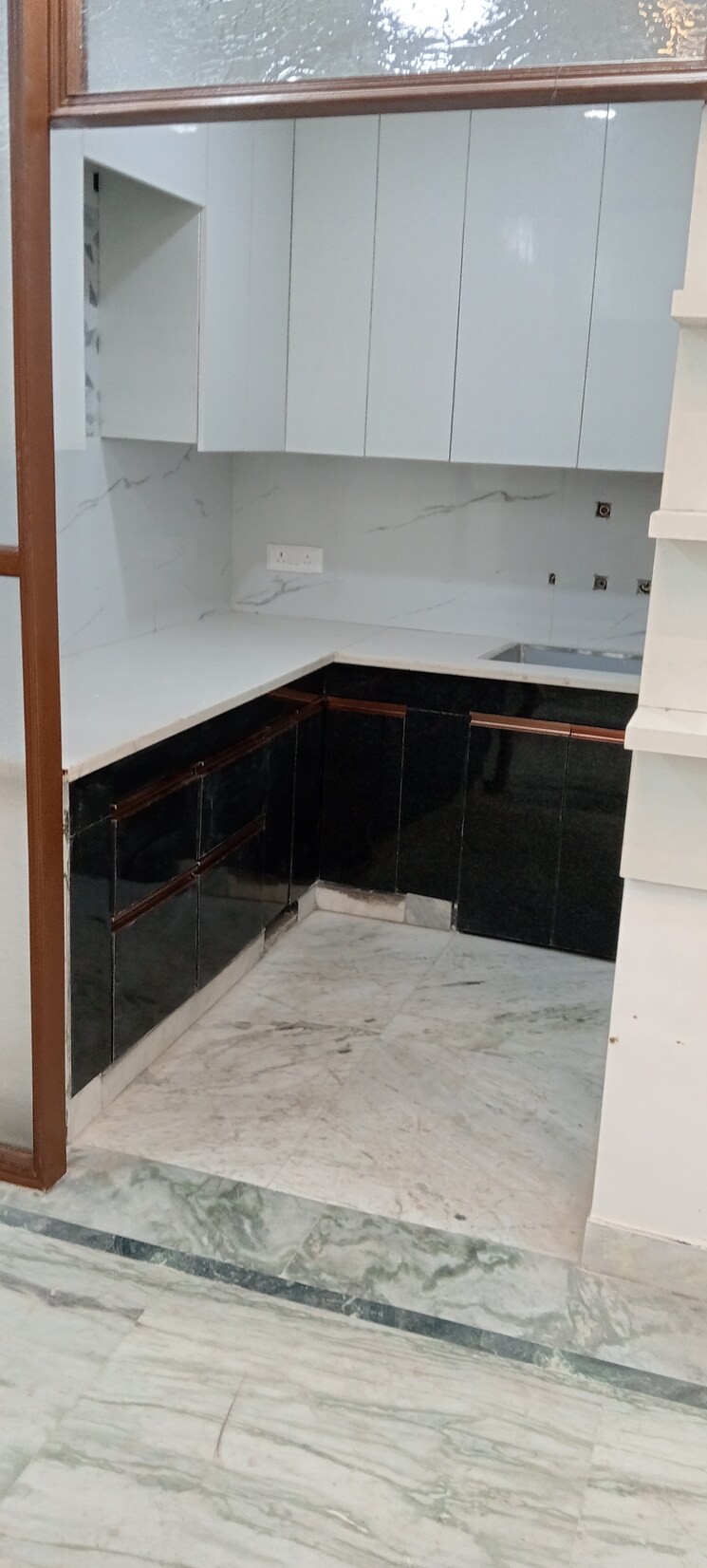 Kitchen, govindpuri 3 Bedroom 910 Sq.Ft. Builder Floor In Govindpuri Delhi 8359969