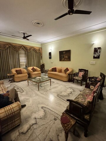 Living Room in 6 BHK Independent House at Palam Vihar Residents Association, Palam Vihar – for Sale