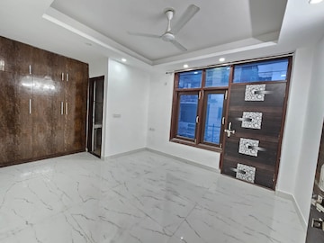 Living Room in 2 BHK Apartment at Saket – for Rent