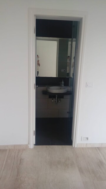 Furnished Amenities in 3.5 BHK Apartment at Radius Imperial Heights, Goregaon West – for Rent