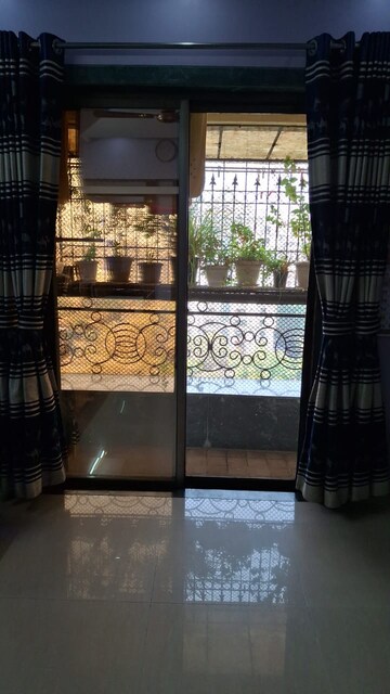 Living Room in 3 BHK Apartment at Regency Estate, Dombivli East – for Sale