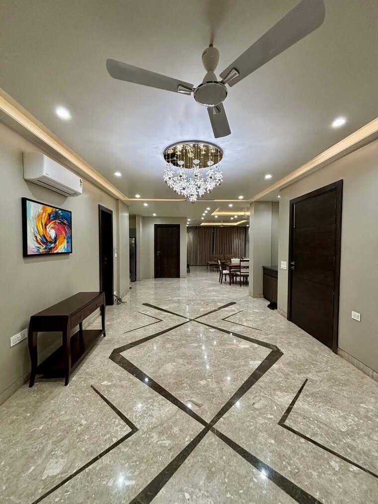  Parking, green-wood-city 4 Bedroom 4518 Sq.Ft. Builder Floor In Sector 45 Gurgaon 8360110