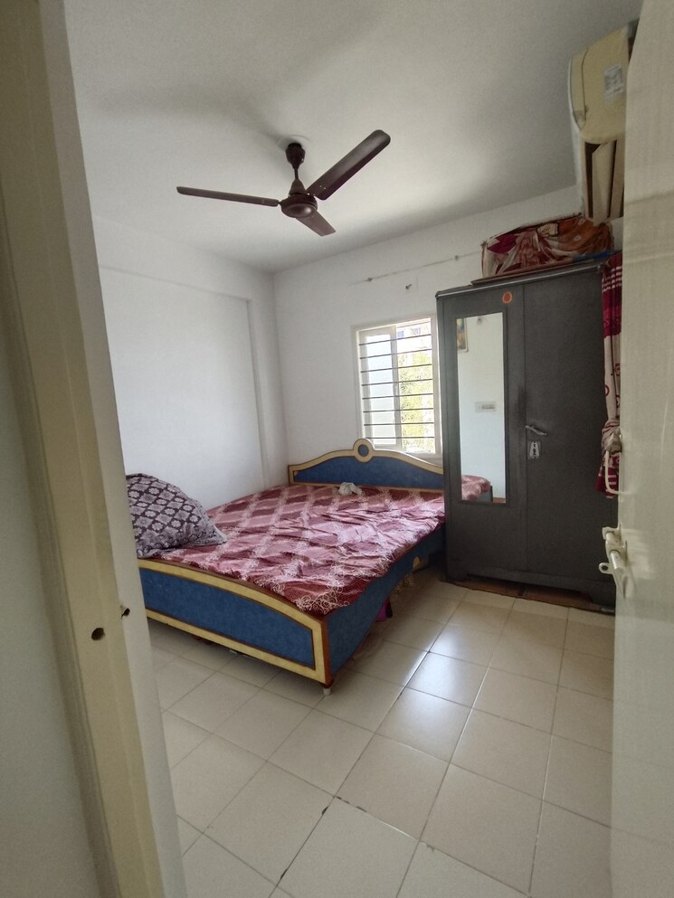 Bedroom, ghatlodia 2 Bedroom 130 Sq.Yd. Apartment In Ghatlodia Ahmedabad 8360136