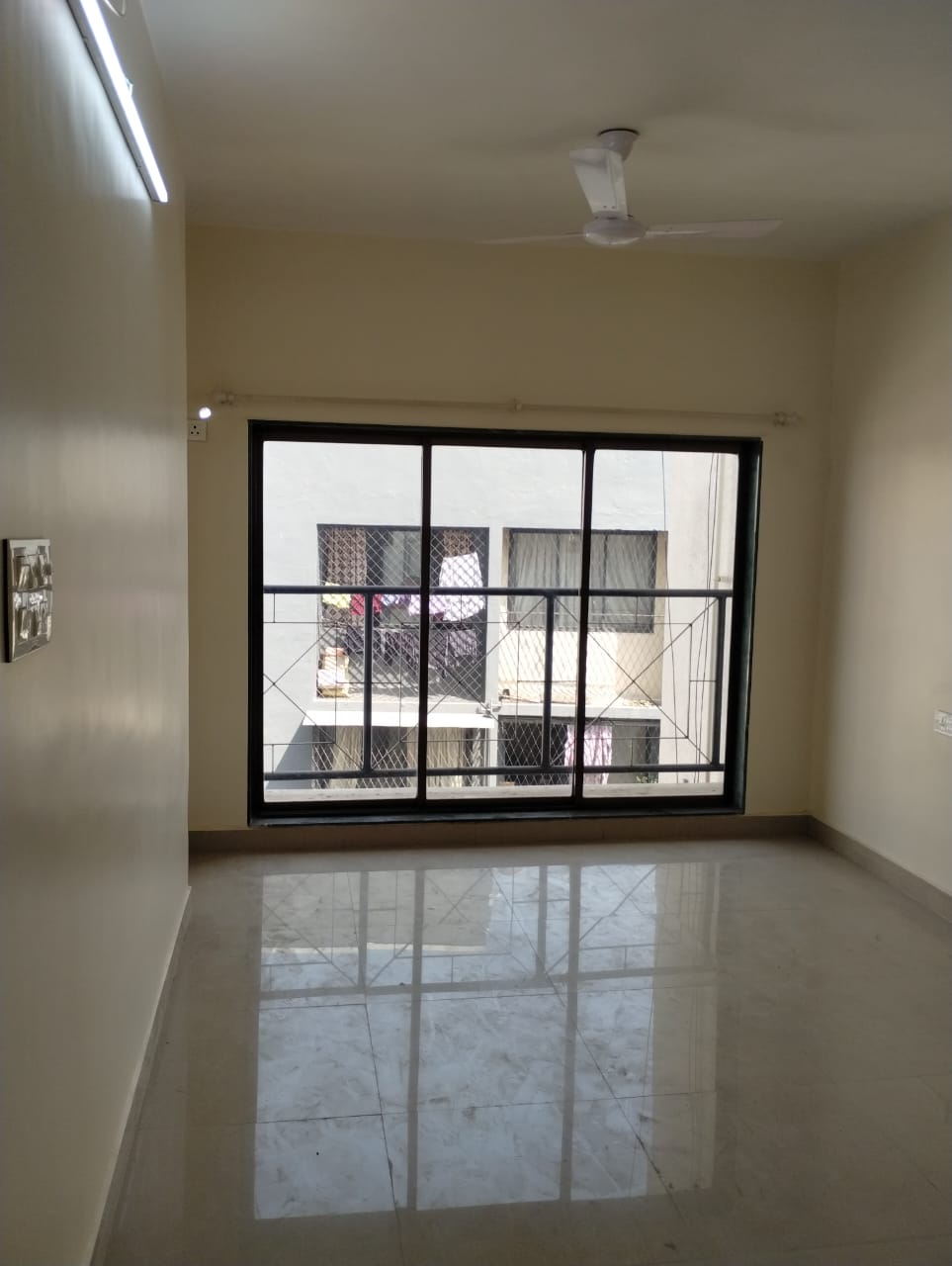 1 BHK Apartment For Sale in Shiv Krupa CHS Malad East