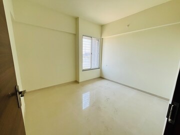 Room in 2 BHK Apartment at Saheel Itrend Waterfront, Ravet – for Rent