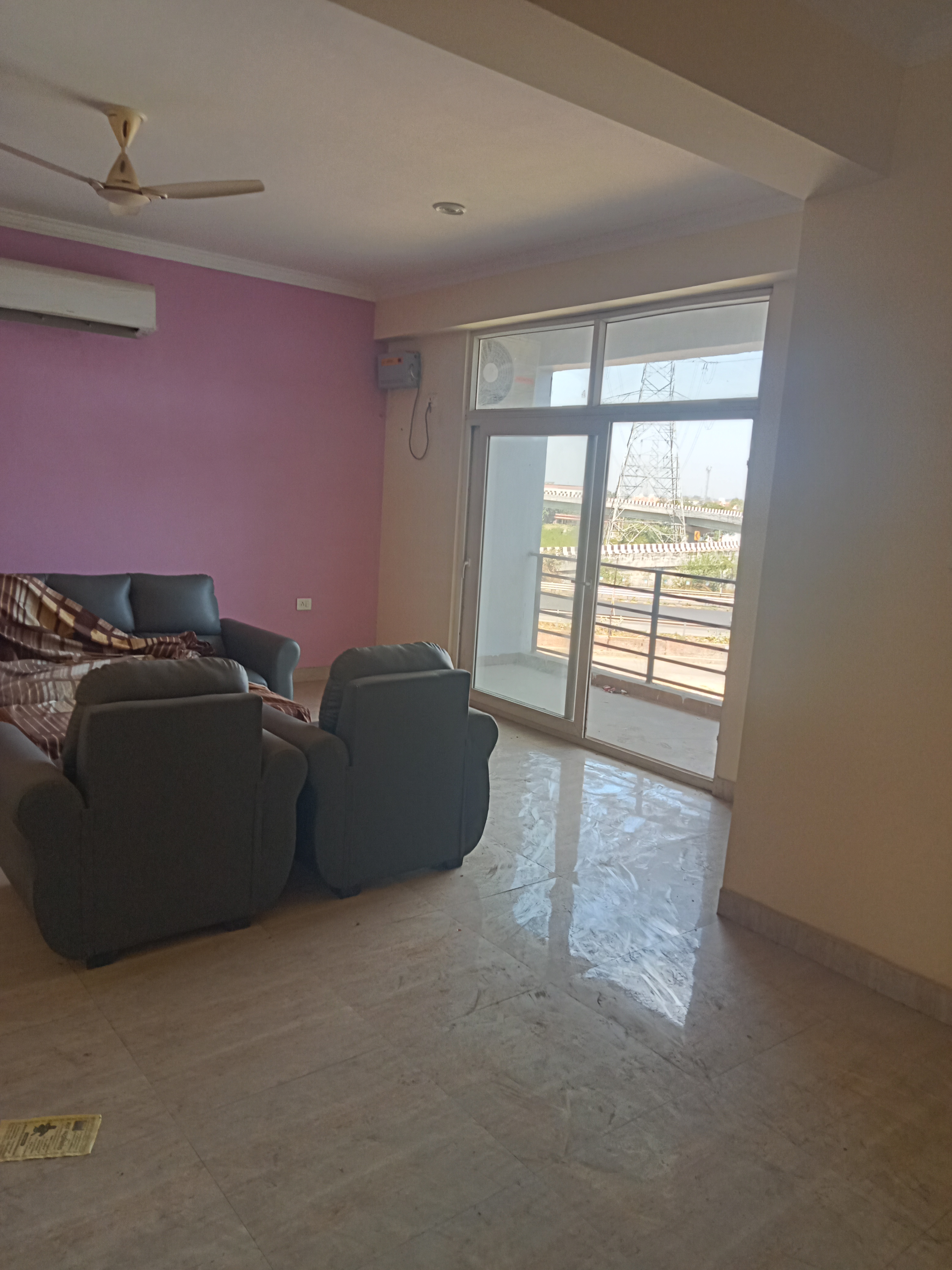 2 BHK Apartment For Sale in Goel Heights