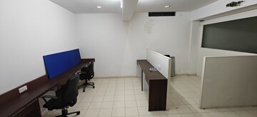 Team Area in  Showroom at Dahisar East – for Rent