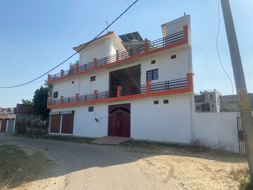6 BHK Villa – Exterior View View at Gomti Nagar - for Rent
