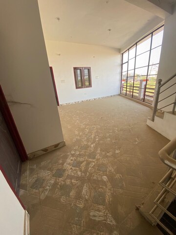 Staircase in 6 BHK Villa at Gomti Nagar – for Rent