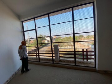 Room in 6 BHK Villa at Gomti Nagar – for Rent