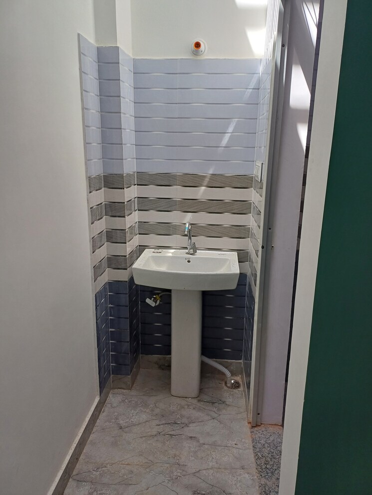 Exterior View, preeti nagar 2 Bedroom 700 Sq.Ft. Independent House In Preeti Nagar Lucknow 8360481