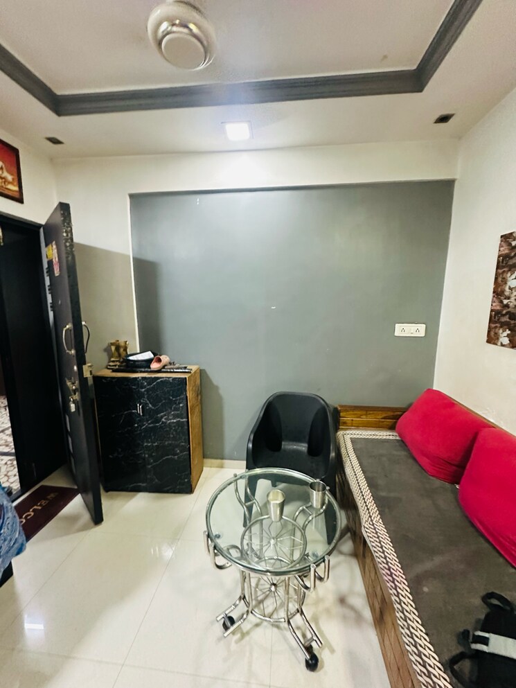 Living Room, thane east 2 Bedroom 850 Sq.Ft. Apartment In Thane East Thane 8360610