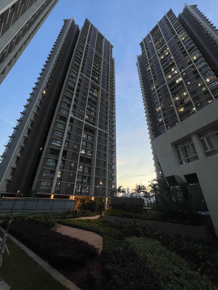 Exterior View, kalpataru-paramount-b 2 Bedroom 672 Sq.Ft. Apartment In Majiwada Thane 8360589