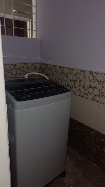 Furnished Amenities in 2 BHK Apartment at Madhapur – for Rent