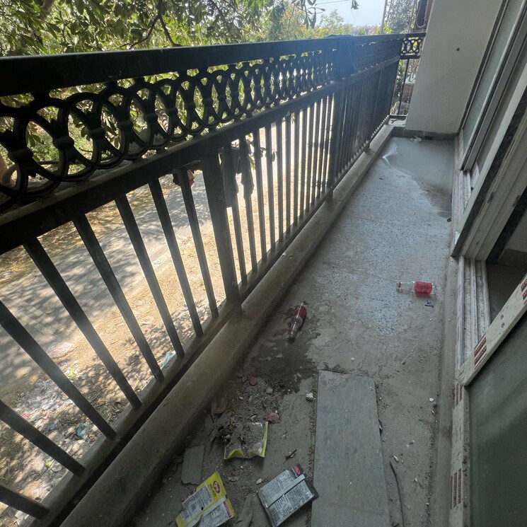 Balcony, vasant kunj 3 Bedroom 130 Sq.Yd. Builder Floor In Vasant Kunj Delhi 8361020