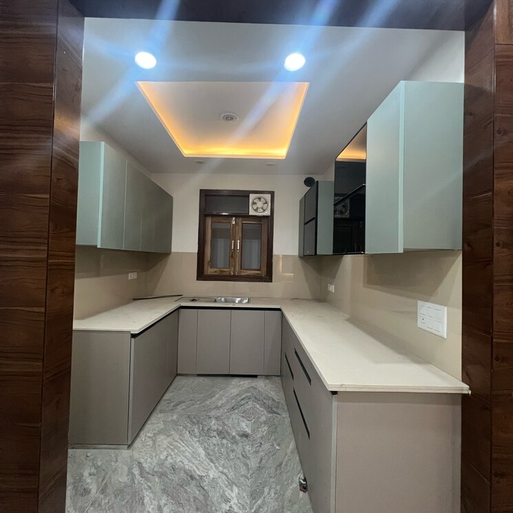 Kitchen, vasant kunj 3 Bedroom 130 Sq.Yd. Builder Floor In Vasant Kunj Delhi 8361020