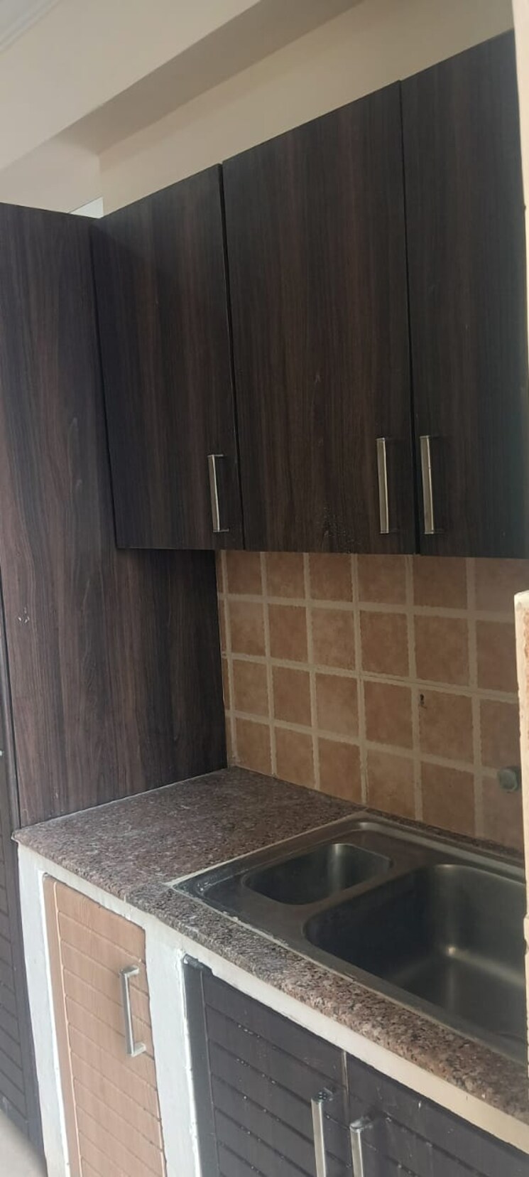 Bathroom, amrapali-eden-park 3 Bedroom 1360 Sq.Ft. Apartment In Sector 50 Noida 8360992