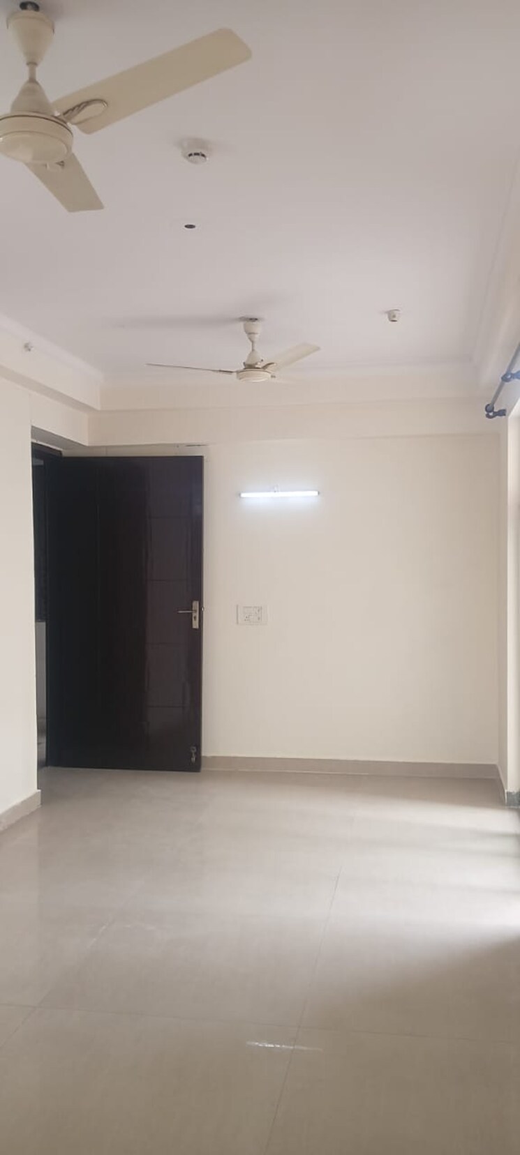 Room, amrapali-eden-park 3 Bedroom 1360 Sq.Ft. Apartment In Sector 50 Noida 8360992