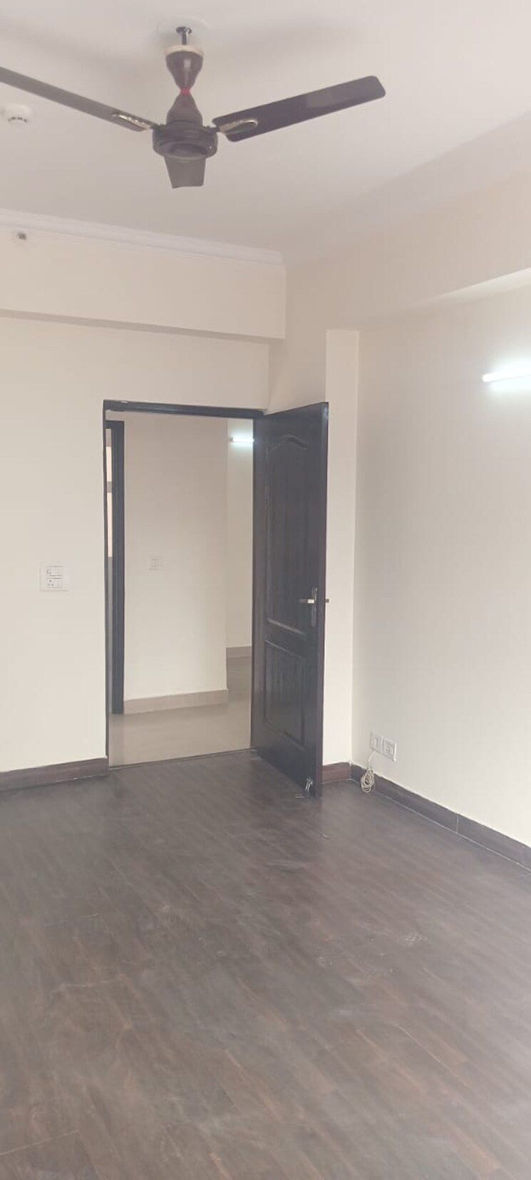 Room, amrapali-eden-park 3 Bedroom 1360 Sq.Ft. Apartment In Sector 50 Noida 8360992