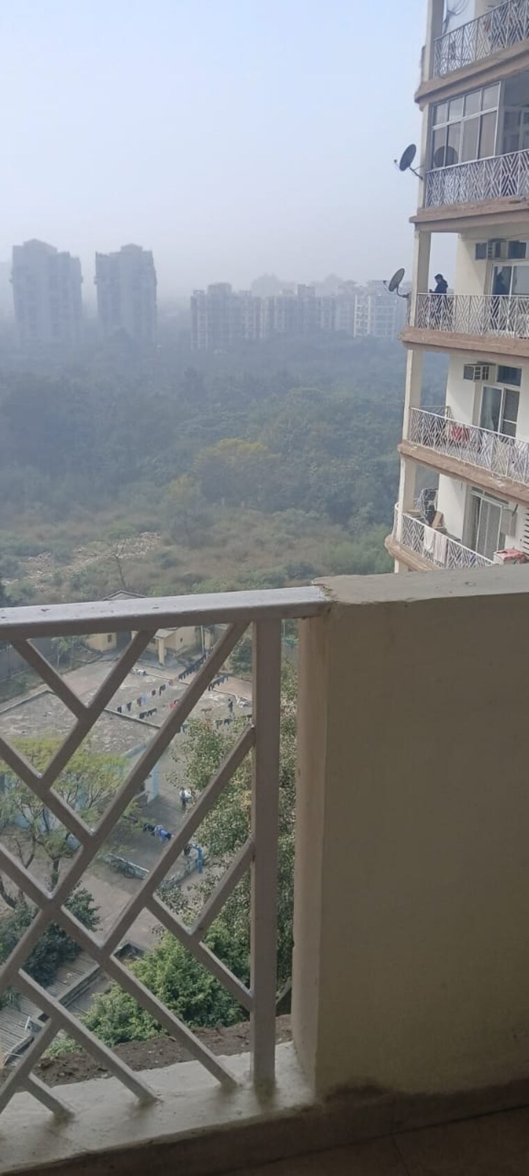Balcony, amrapali-eden-park 3 Bedroom 1360 Sq.Ft. Apartment In Sector 50 Noida 8360992
