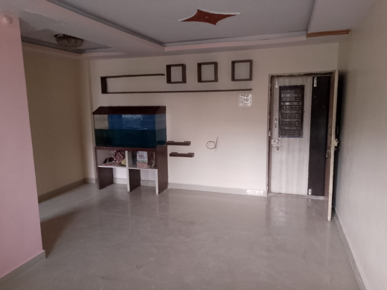 2 BHK Apartment For Sale in Heena Garden