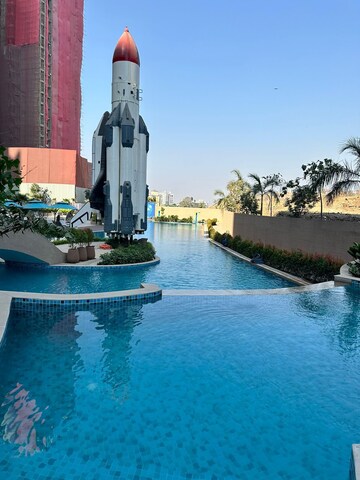 Swimming Pool in 2 BHK Apartment at Kanakia Silicon Valley, Powai – for Rent