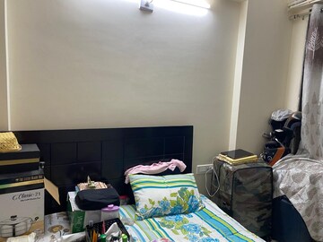 Bedroom in 3 BHK Apartment at Ahmedabad Cantonment – for Rent