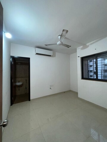 1 BHK Apartment For Rent in Lodha Golden Dream, Dombivli East