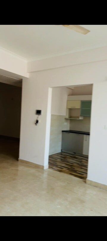 Room in 4 BHK Apartment at Chandra Panorama, Sushant Golf City – for Sale