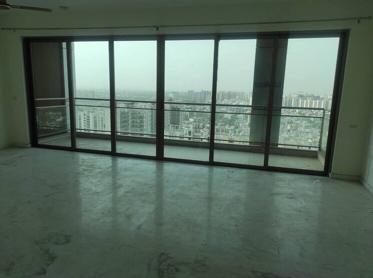 Room, tata-primanti-tower-residences 4 Bedroom 3320 Sq.Ft. Apartment In Sector 72 Gurgaon 8361425