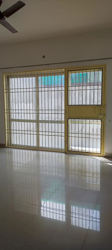 Room in 3 BHK Independent House at Parklands, Sector 85 – for Sale