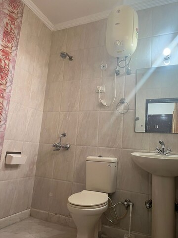 Bathroom in 3 BHK Builder Floor at Sector 47 – for Rent