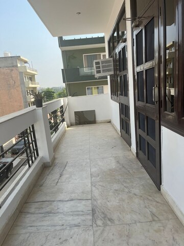 Balcony in 3 BHK Builder Floor at Sector 47 – for Rent
