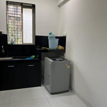 Living Room in 1 BHK Apartment at Himgiri Apartments Matunga, Vsnl Colony – for Rent