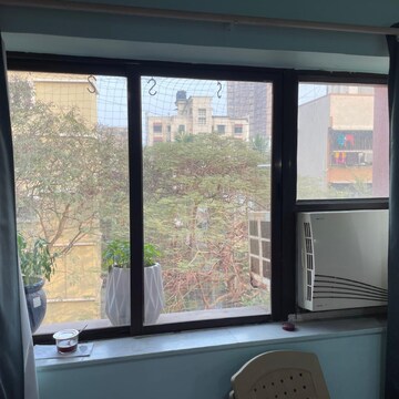 Room in 1 BHK Apartment at Himgiri Apartments Matunga, Vsnl Colony – for Rent